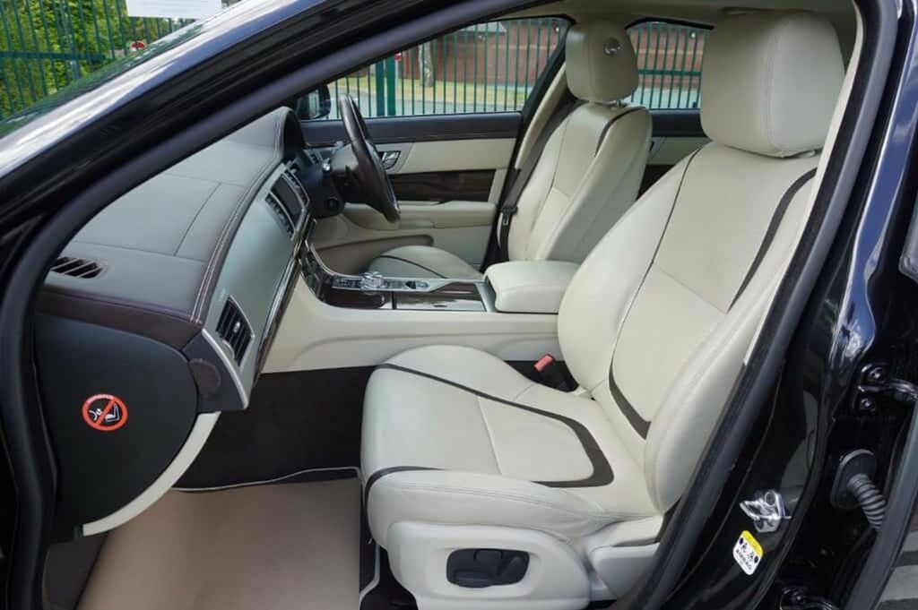 Jaguar XF 3.0 V6 Portfolio Euro 6 Ss White #15