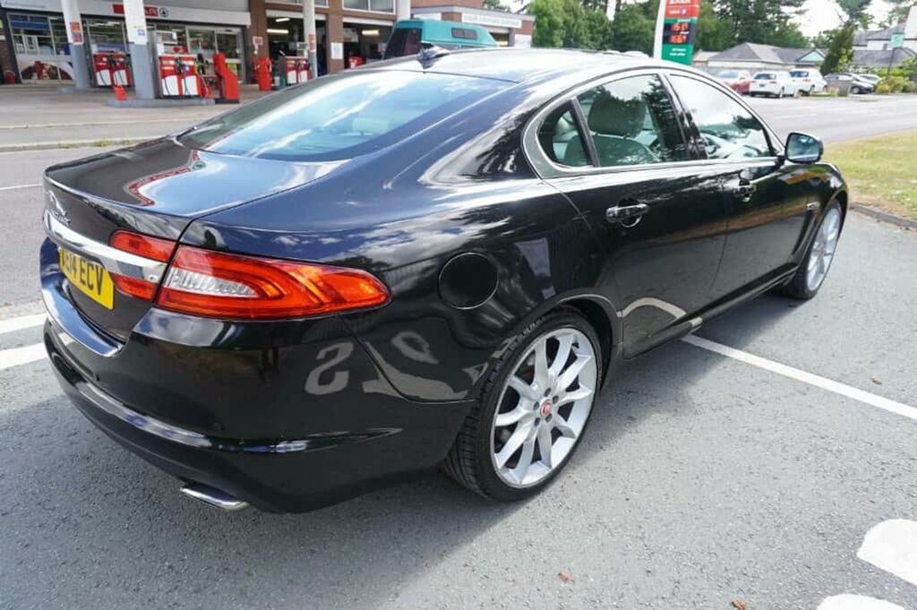 Jaguar XF 3.0 V6 Portfolio Euro 6 Ss White #8