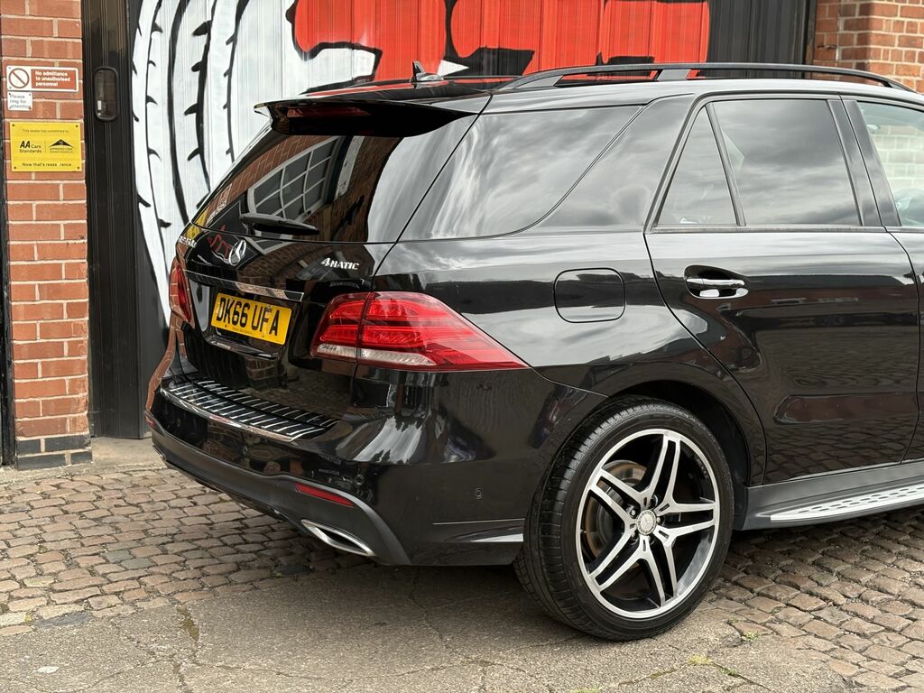 Mercedes-Benz GLE Class Gle 250 D 4Matic Amg Line Premium Black #12