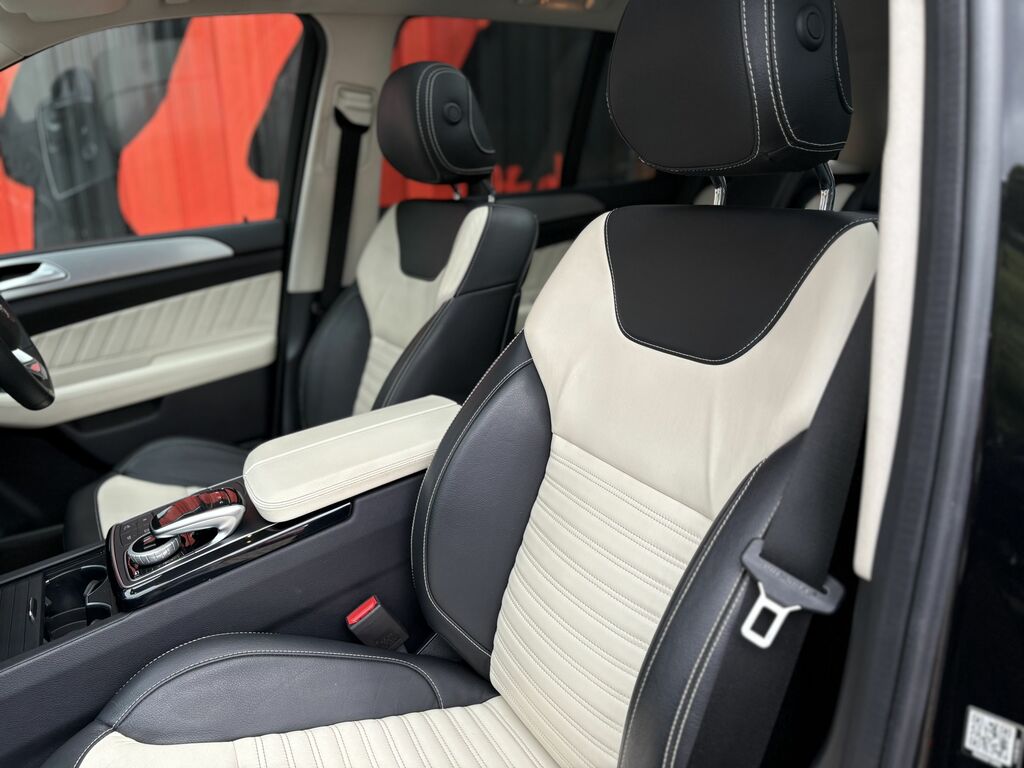 Mercedes-Benz GLE Class Gle 250 D 4Matic Amg Line Premium Black #25