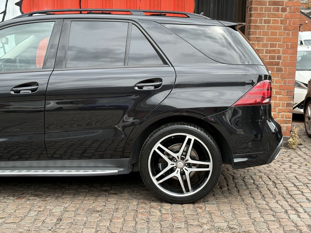 Mercedes-Benz GLE Class Gle 250 D 4Matic Amg Line Premium Black #19