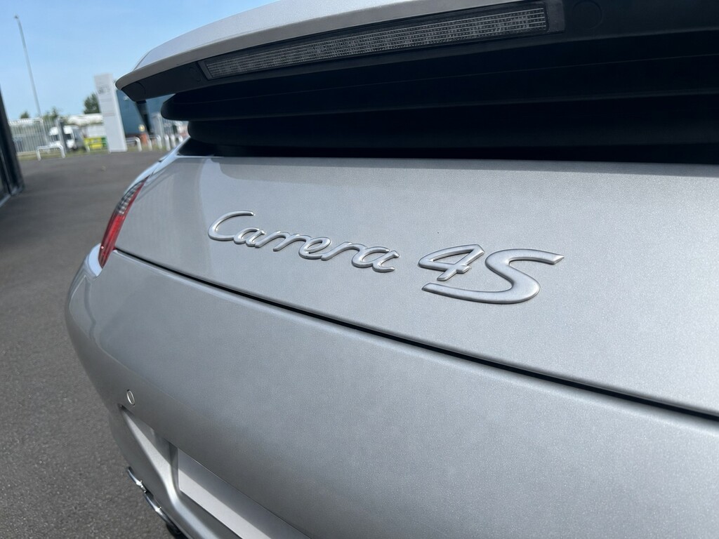 Porsche 911 Carrera 4S Silver #3