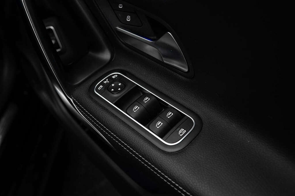 Mercedes-Benz 250 Cla Amg Line Premium E  #29