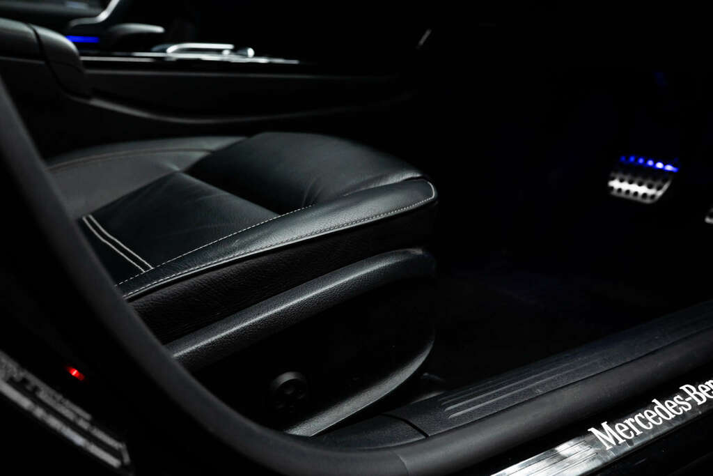 Mercedes-Benz 250 Cla Amg Line Premium E  #33