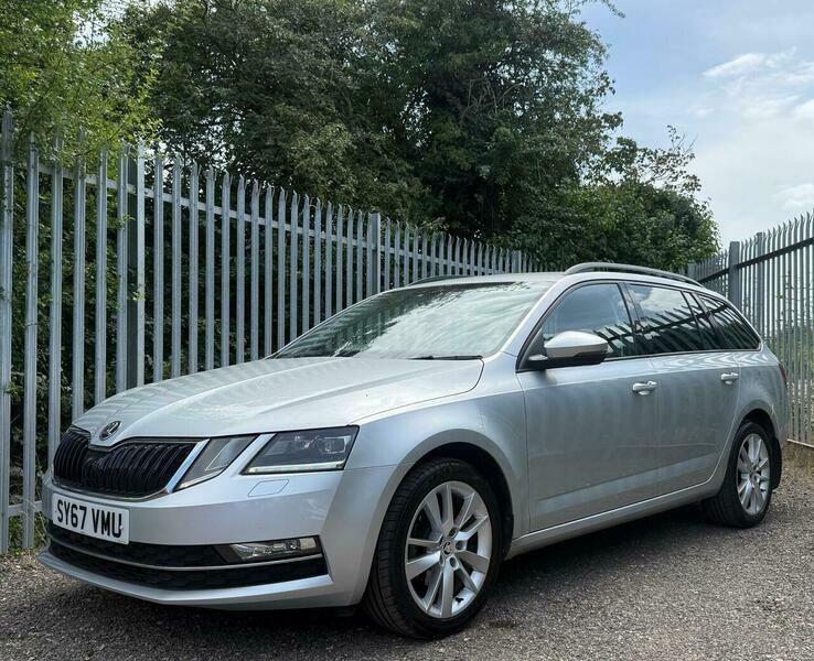 Skoda Octavia 1.6 Tdi Se L SY67VMU Silver #3