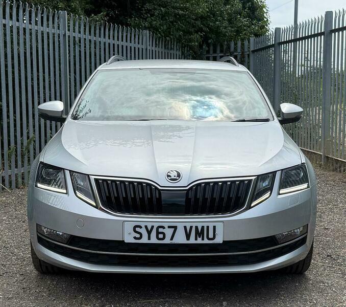 Skoda Octavia 1.6 Tdi Se L SY67VMU Silver #2