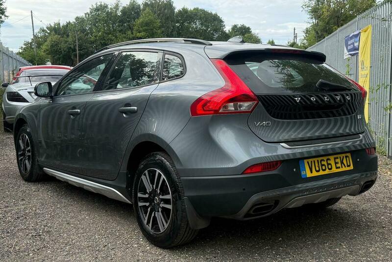 Volvo V40 2.0 D2 Euro 6 Grey #4
