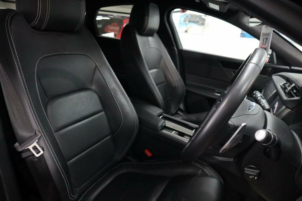 Jaguar XF Xf R-sport Awd White #10
