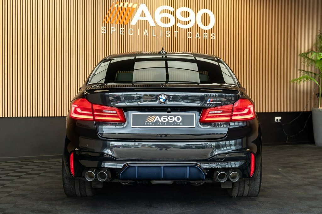 BMW M5 4.4L Competition Black #6