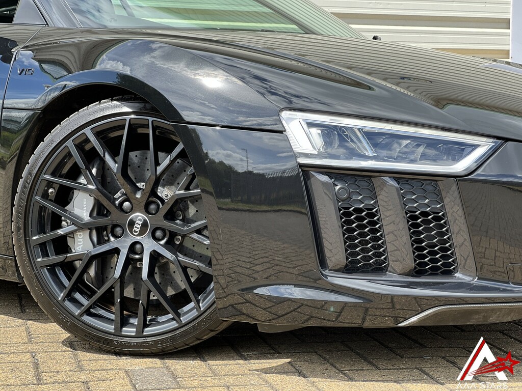 Audi R8 5.2 Fsi V10 Plus S Tronic Quattro Euro 6 Ss Black #6