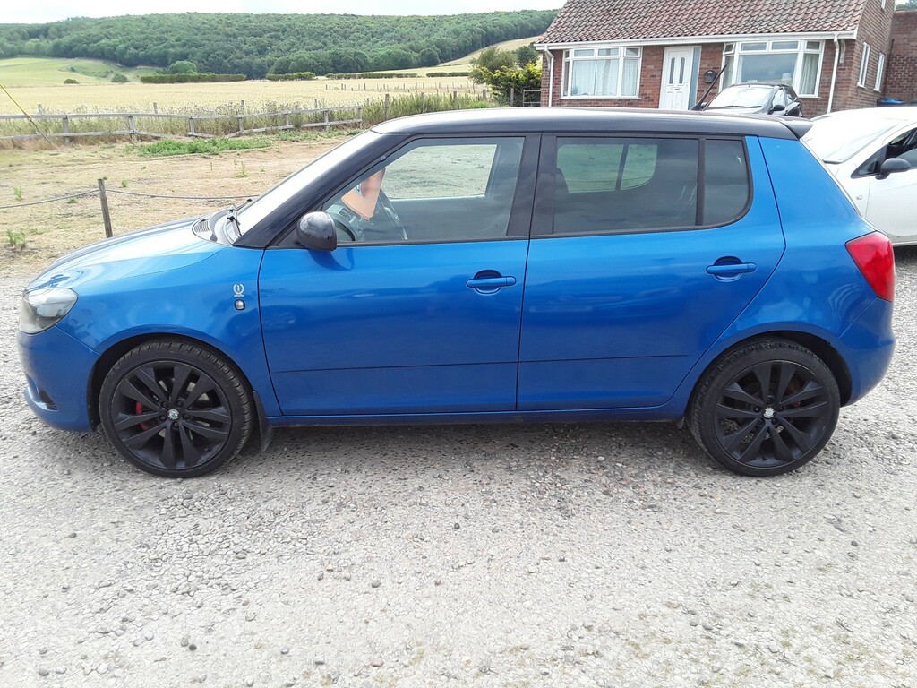 Skoda Fabia 1.4 Tsi Vrs Blue #4