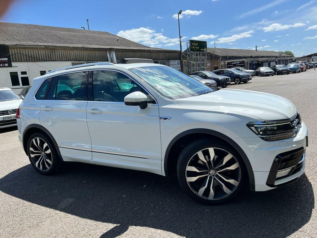 Volkswagen Tiguan 2.0 Tdi Bluemotion Tech R-line Dsg 4Motion Euro 6 White #4