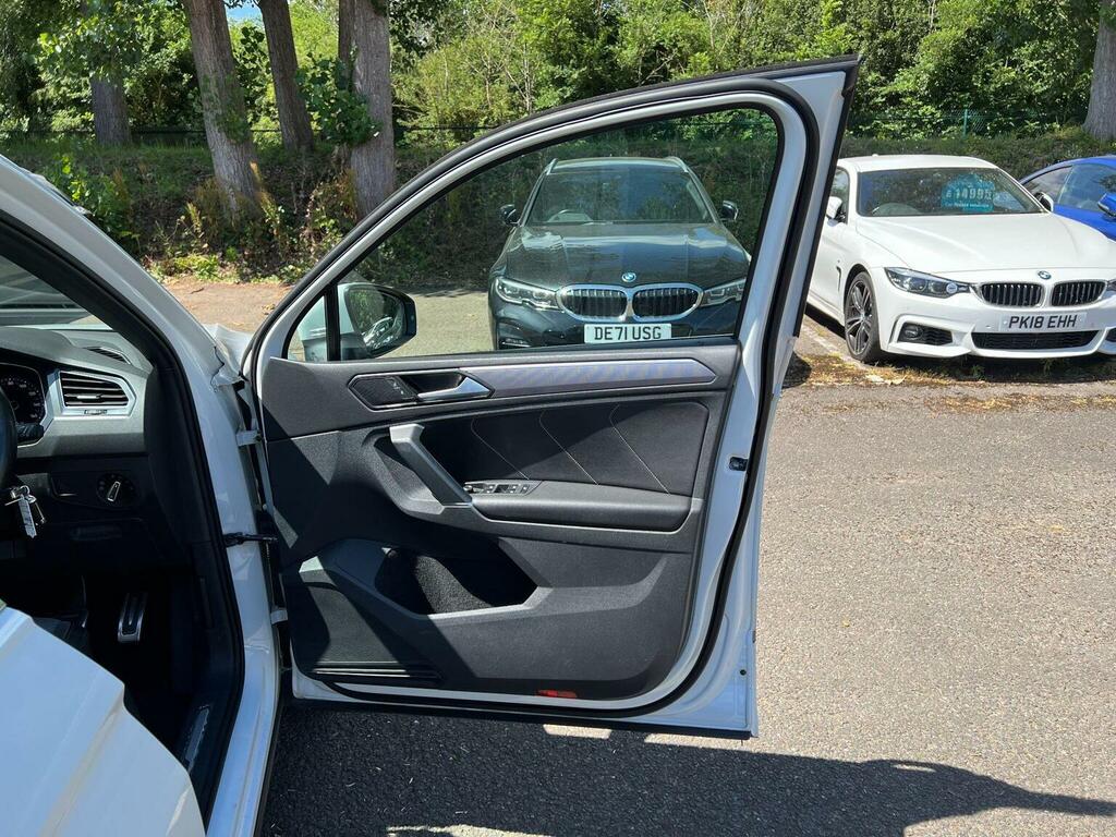 Volkswagen Tiguan R-line Grey #37