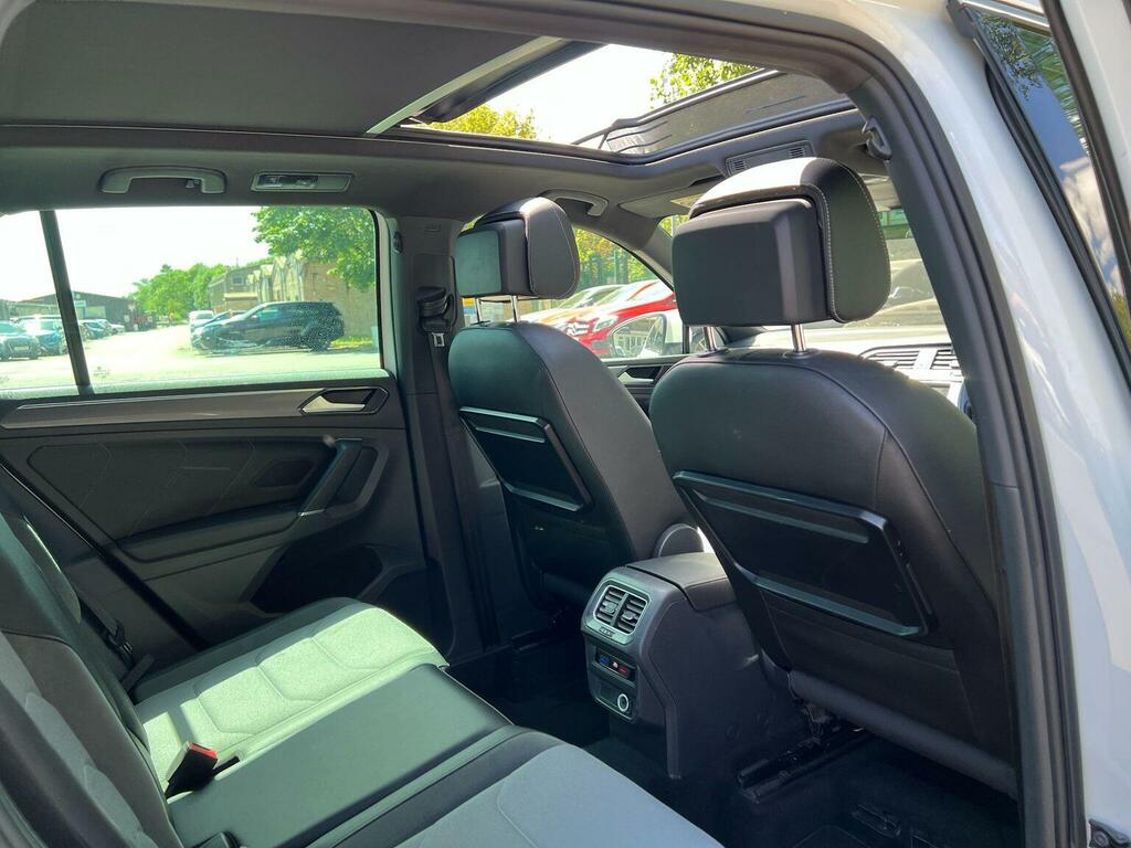 Volkswagen Tiguan R-line Grey #28