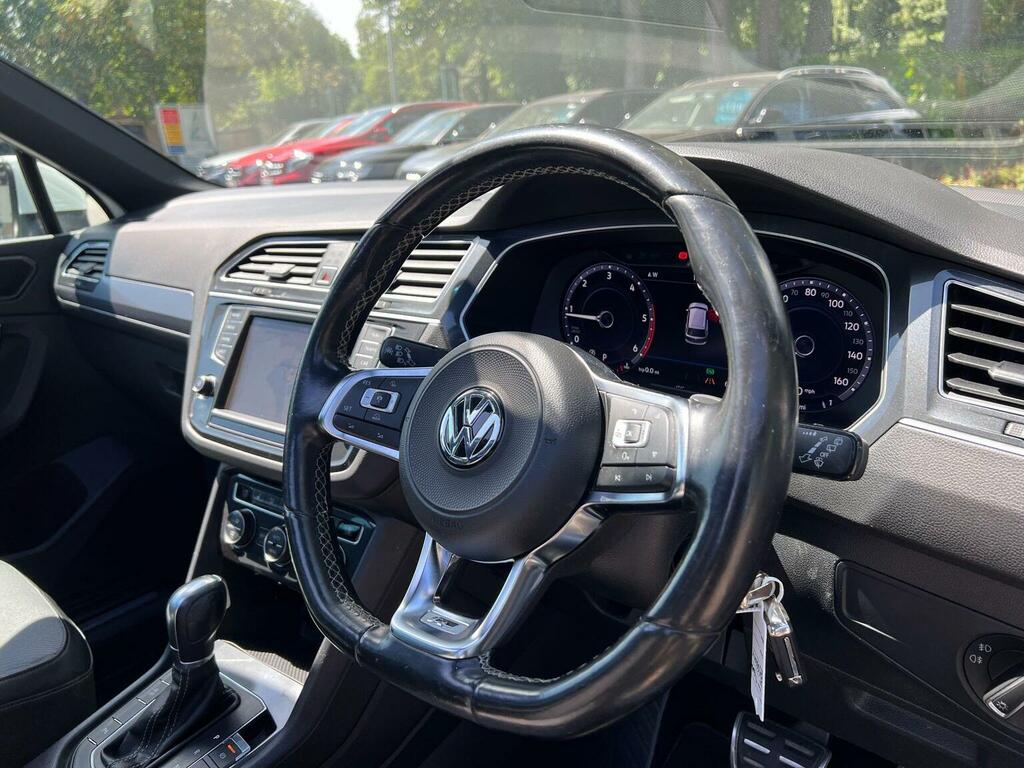 Volkswagen Tiguan R-line Grey #20