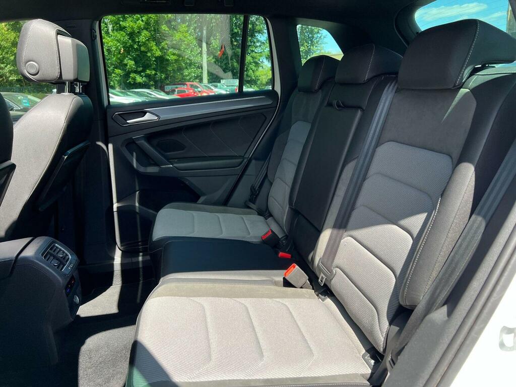 Volkswagen Tiguan R-line Grey #34