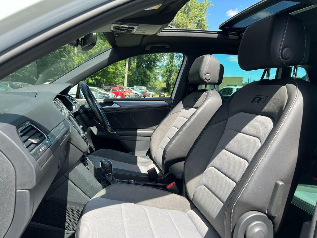 Volkswagen Tiguan R-line Grey #24