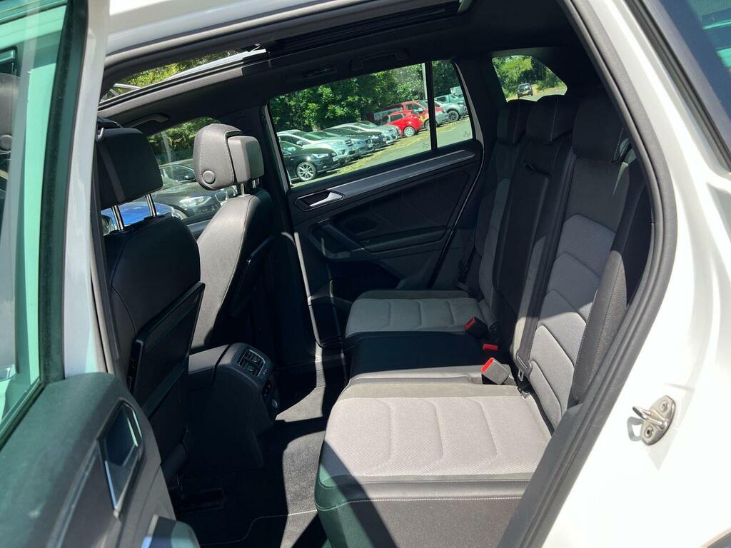 Volkswagen Tiguan R-line Grey #33