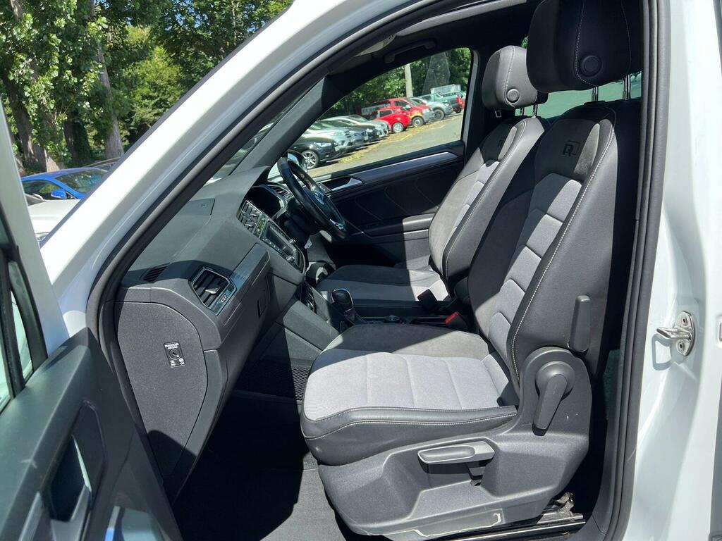Volkswagen Tiguan R-line Grey #23