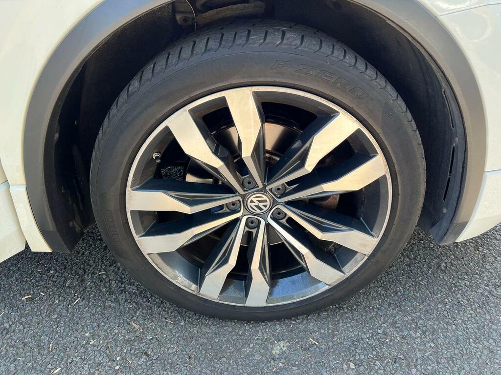 Volkswagen Tiguan R-line Grey #39