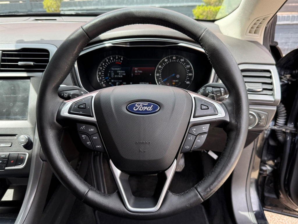 Ford Mondeo Ford 2.0 Tdci Econetic Zetec Hatchback Silver #34