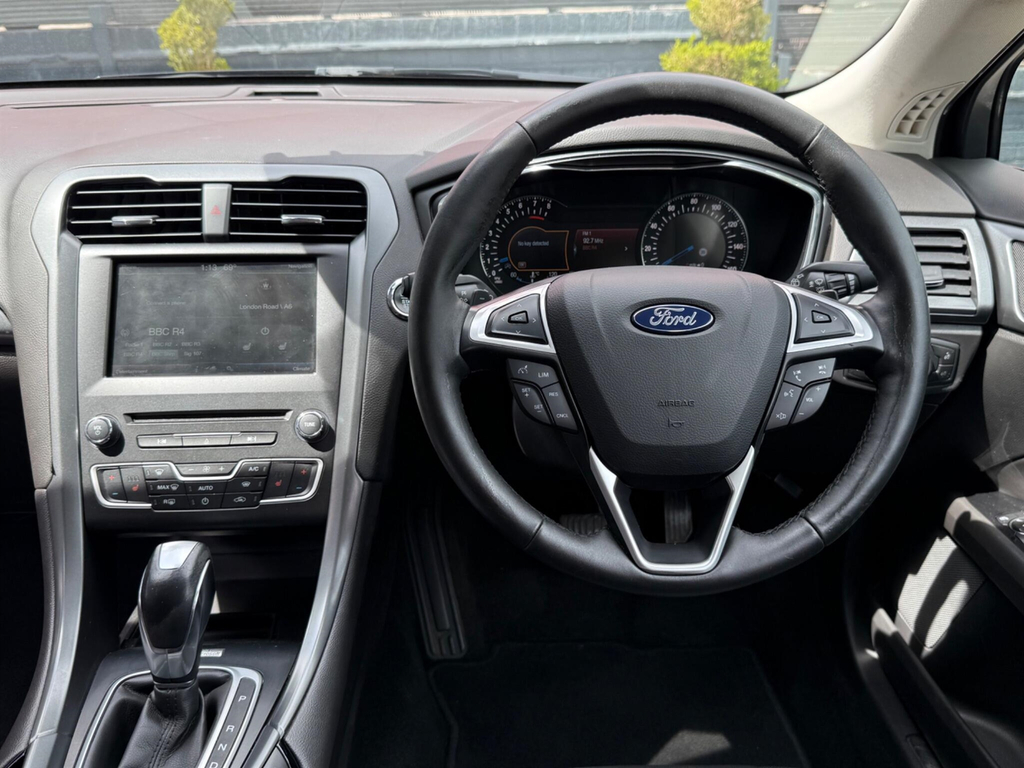 Ford Mondeo Ford 2.0 Tdci Econetic Zetec Hatchback Silver #29