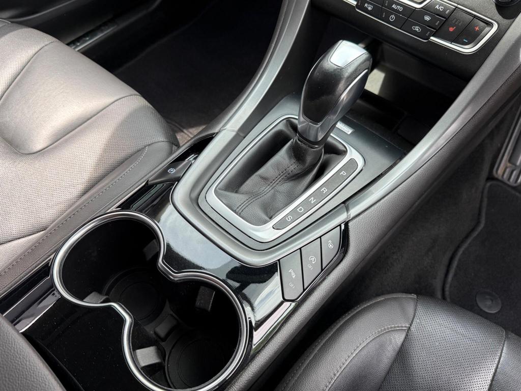 Ford Mondeo Ford 2.0 Tdci Econetic Zetec Hatchback Silver #38