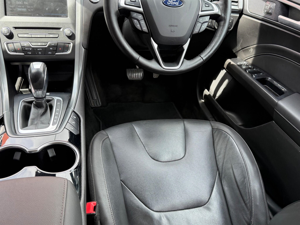 Ford Mondeo Ford 2.0 Tdci Econetic Zetec Hatchback Silver #28