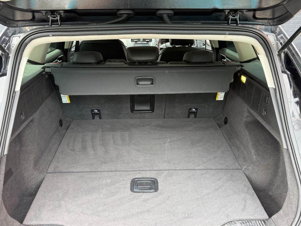 Ford Mondeo Ford 2.0 Tdci Econetic Zetec Hatchback Silver #8