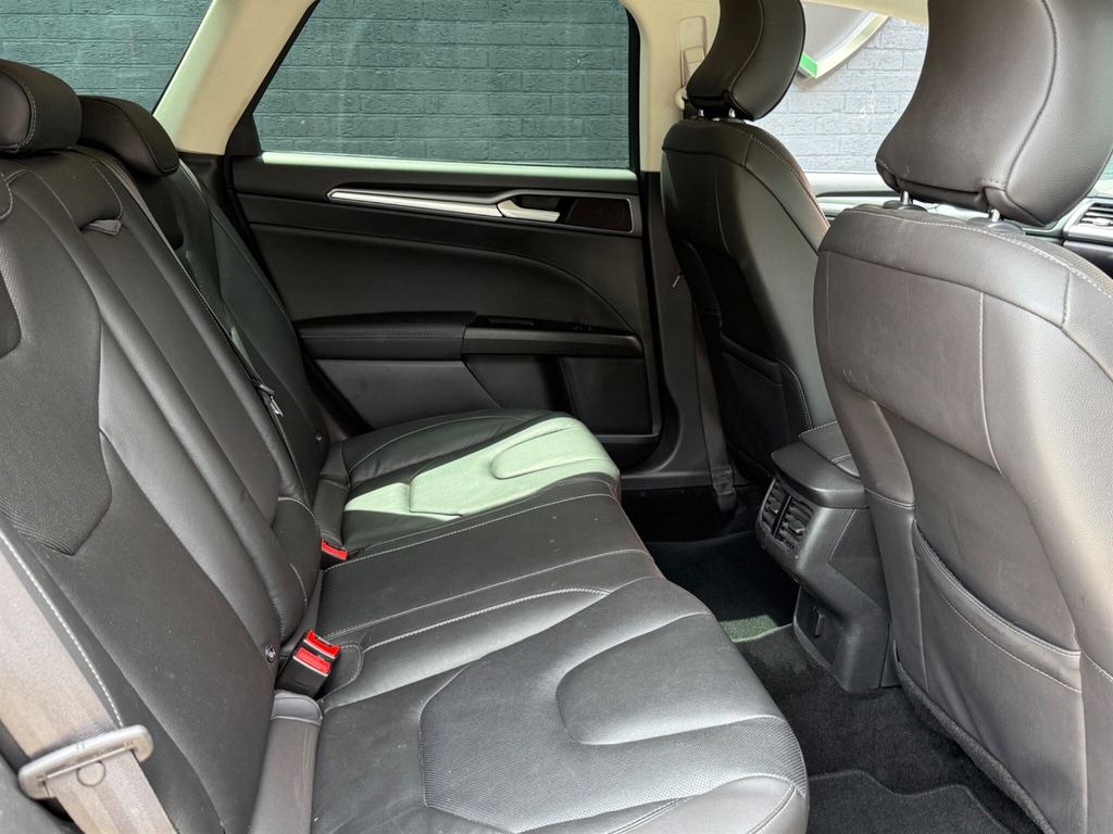 Ford Mondeo Ford 2.0 Tdci Econetic Zetec Hatchback Silver #22