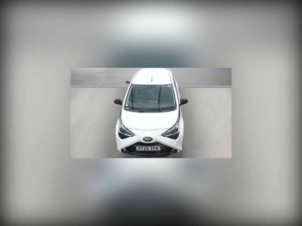 Toyota Aygo 1.0 Vvt-i X-trend Funroof X-shift Euro 6 White