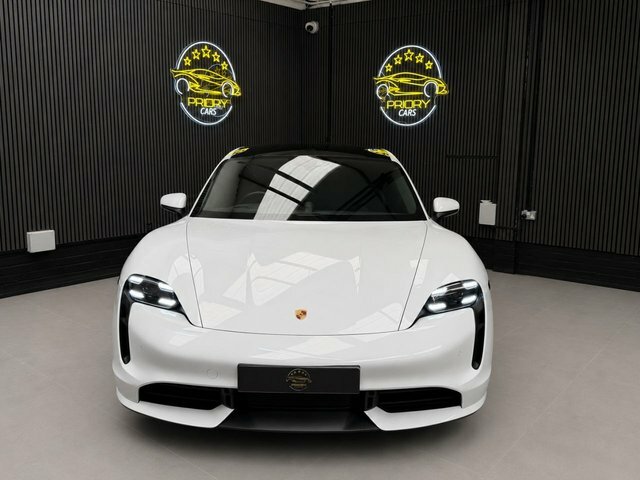 Porsche Taycan Performance Plus 93.4Kwh Turbo Saloon White #4