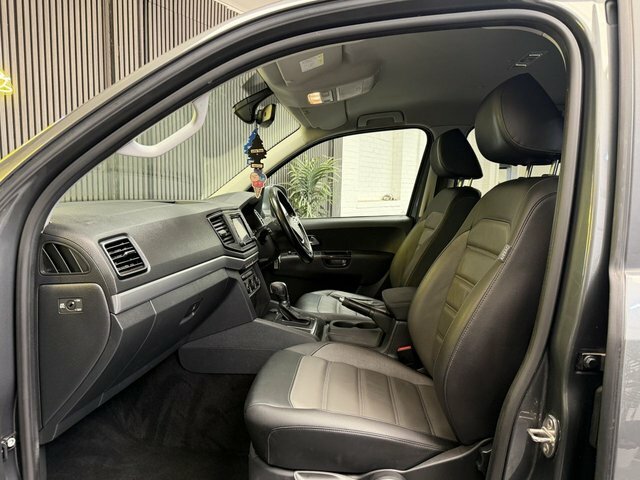 Volkswagen Amarok 3L Dc V6 Tdi Highline 4Motion Black #10