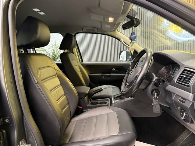 Volkswagen Amarok 3L Dc V6 Tdi Highline 4Motion Black #9