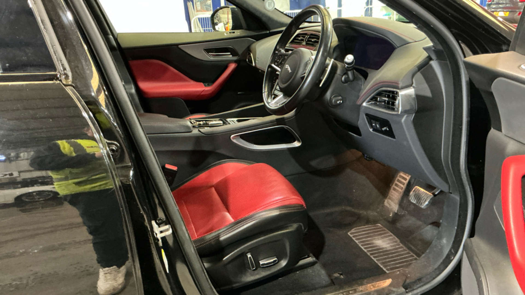 Jaguar F-Pace F-pace Chequered Flag Awd D Black #5