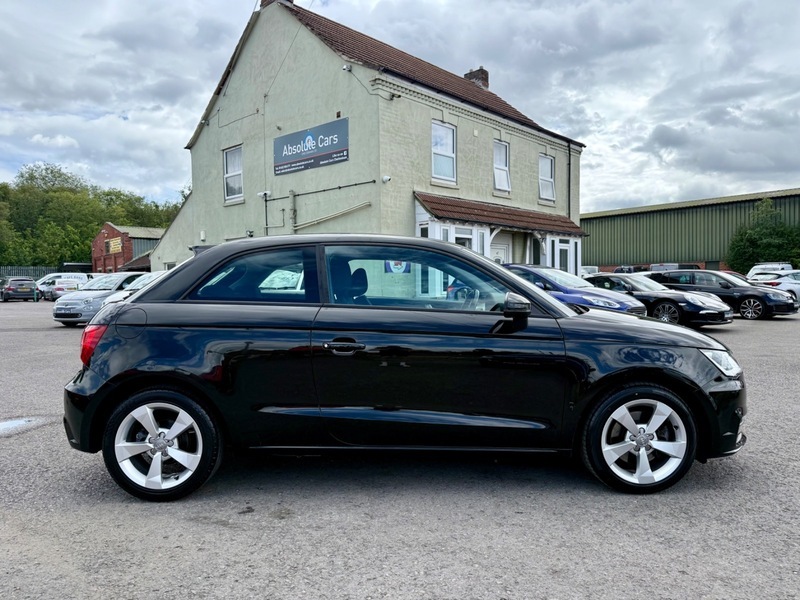 Audi A1 1.4 Tfsi S Line Sportback S Tronic Euro 6 Ss Silver #2