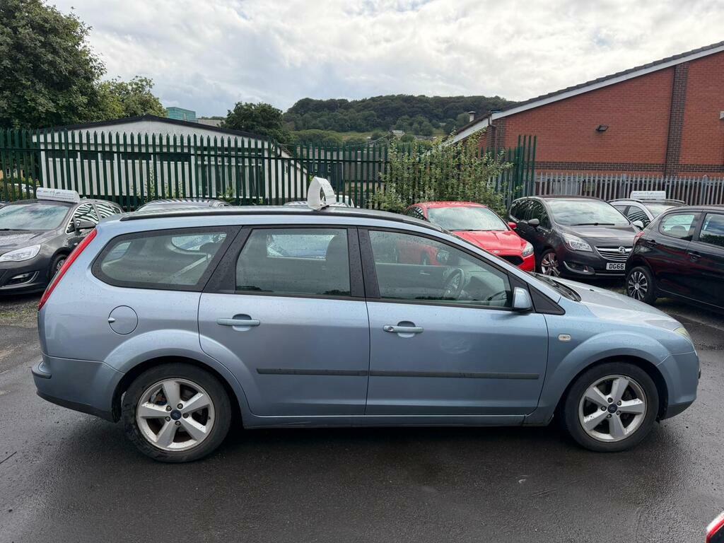Ford Focus 2006 1.6 Ghia Estate 161 Gkm, Silver #3