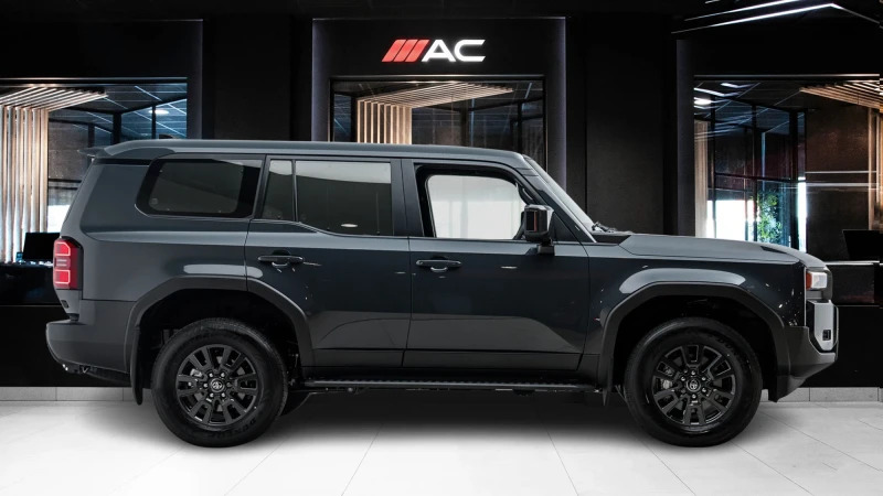 Toyota Land Cruiser 2.8 D-4d 204 Active 5 Seats #3