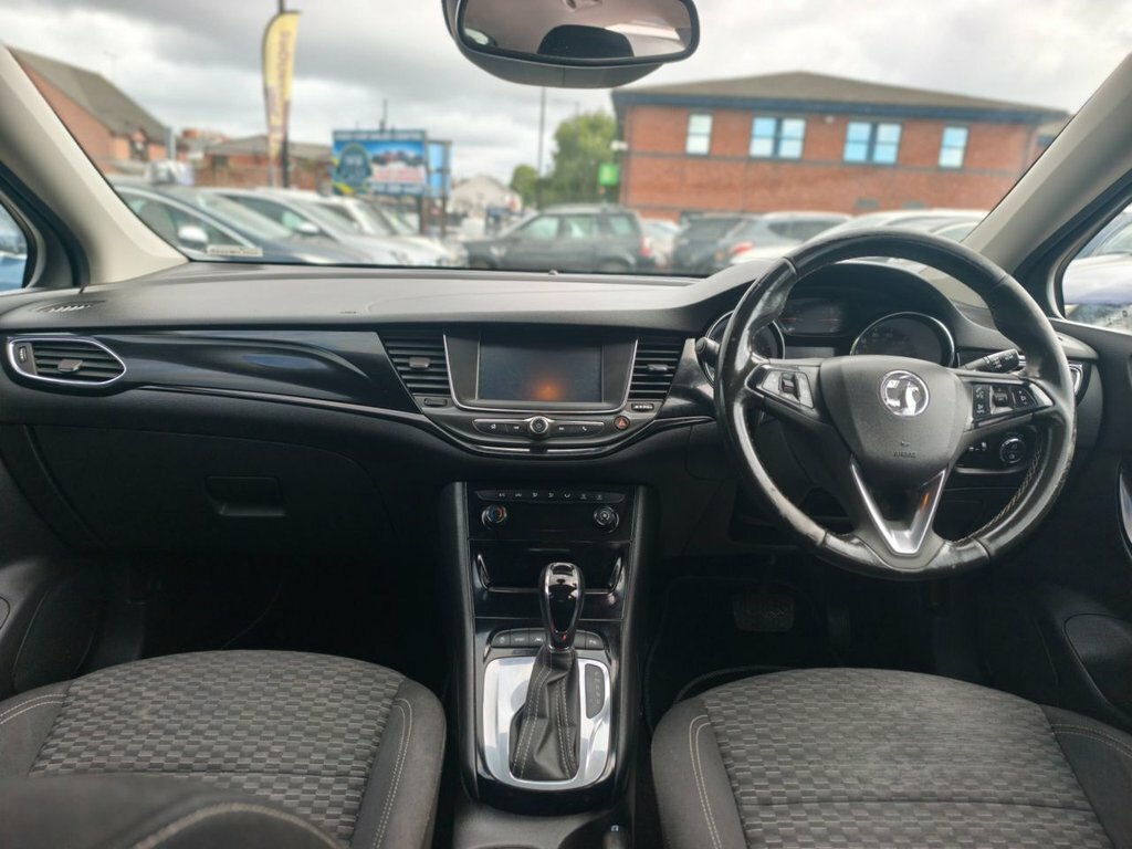 Vauxhall Astra 1.4L Sri Black #3