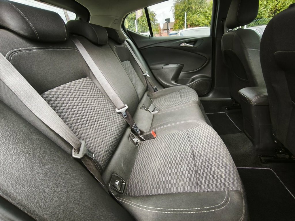 Vauxhall Astra 1.4L Sri Black #6
