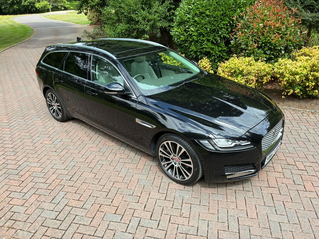 Jaguar XF 2.0D R Sport Saloon 180 Ps White #25