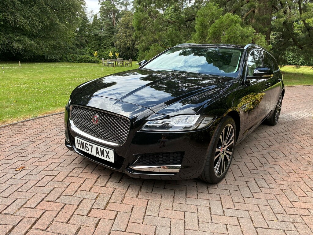 Jaguar XF 2.0 D Portfolio Black #5