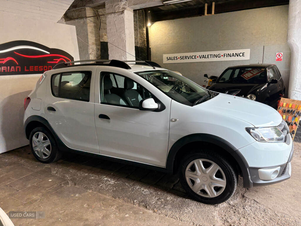 Dacia Sandero Stepway 1.5 Dci Ambiance White