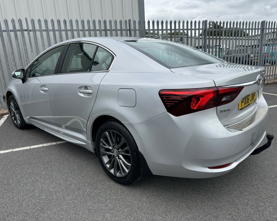 Toyota Avensis Business Edition 1.6 D-4d Silver #4
