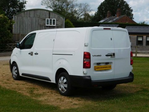 Vauxhall Vivaro 1.5 Turbo D DY69SYU White #2