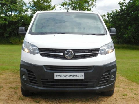 Vauxhall Vivaro 1.5 Turbo D DY69SYU White #5