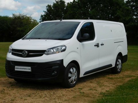 Vauxhall Vivaro 1.5 Turbo D DY69SYU White #6
