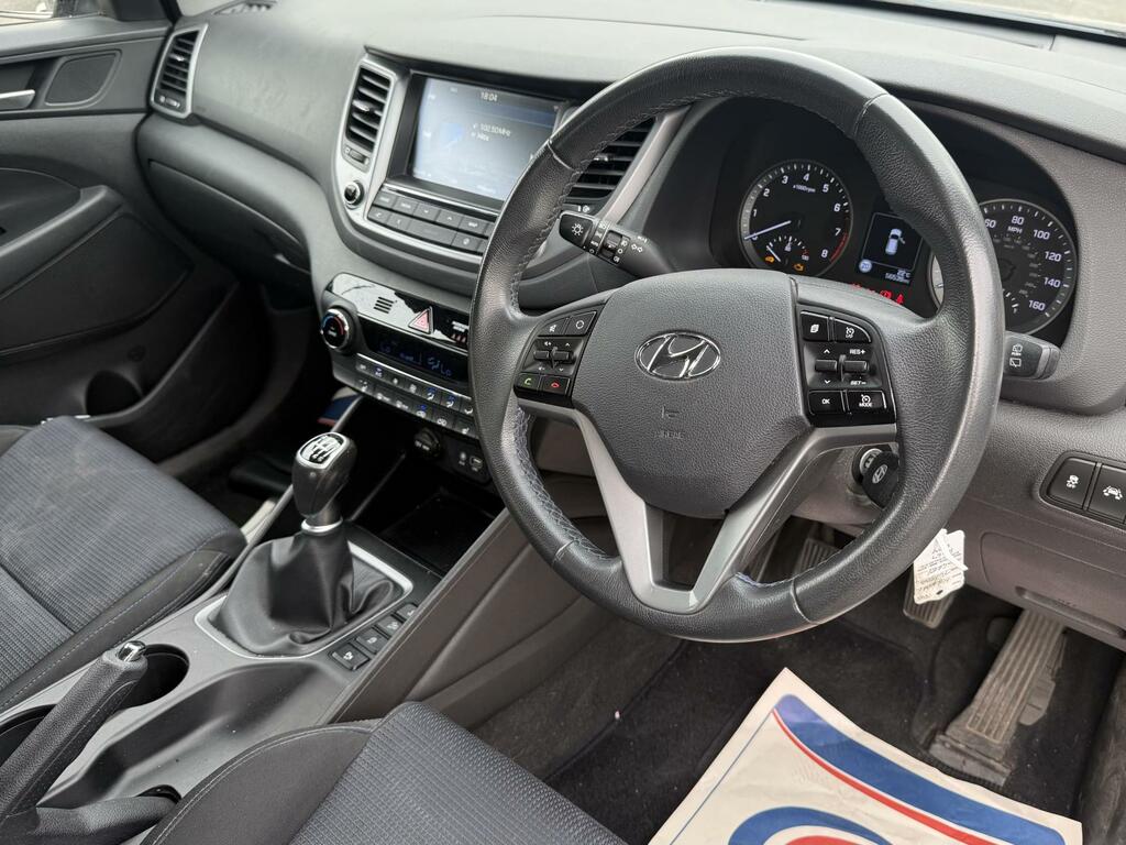 Hyundai Tucson Gdi Se Blue Drive White #11