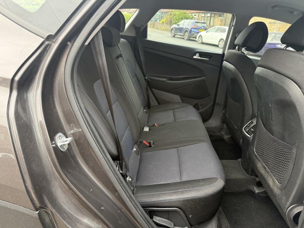 Hyundai Tucson Gdi Se Blue Drive White #8
