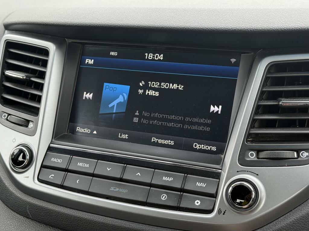Hyundai Tucson Gdi Se Blue Drive White #12